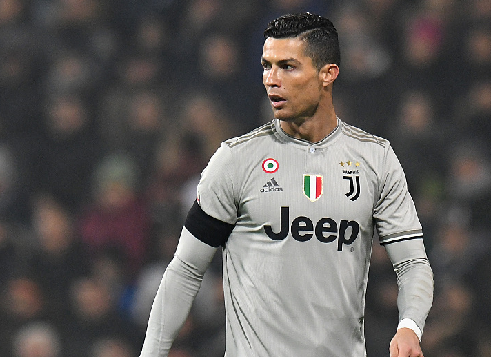 哥站更是暗 哥站更是暗